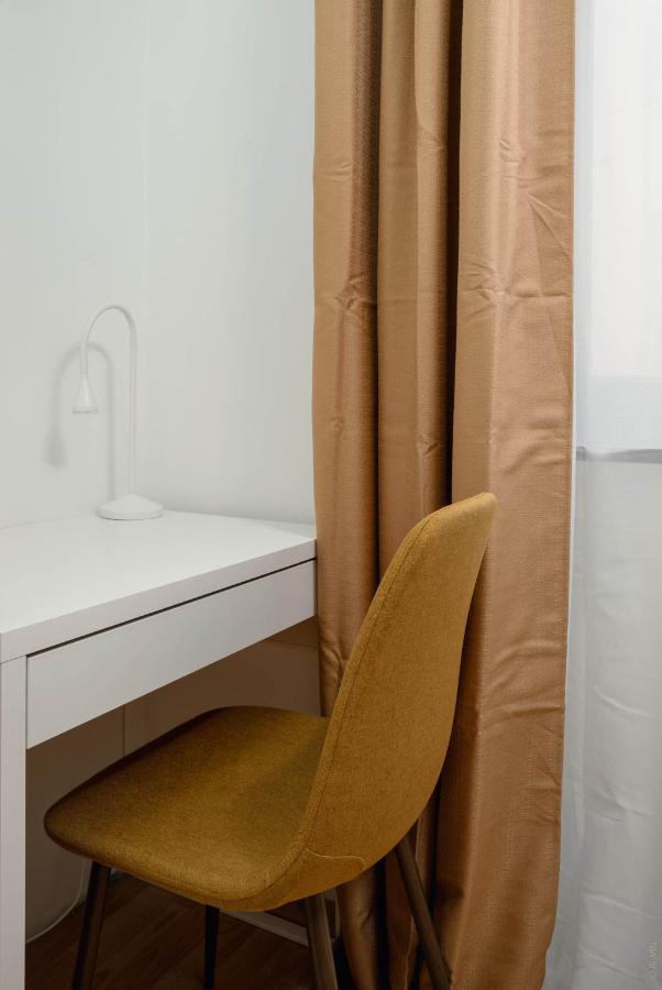 King Bed Home, Next To Akh Michelbeuern Viena Exterior foto